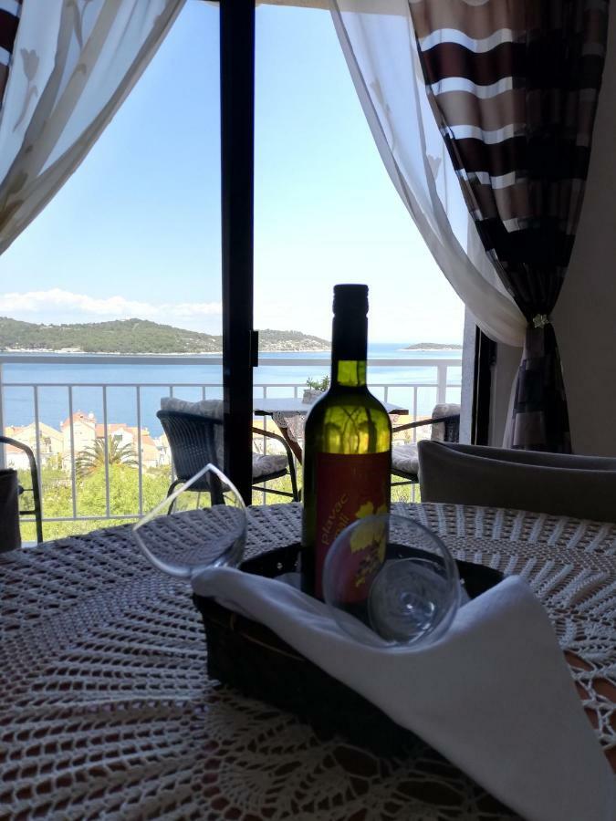 Apartment Pecarevic - A Holiday With A Stunning View Vis Esterno foto